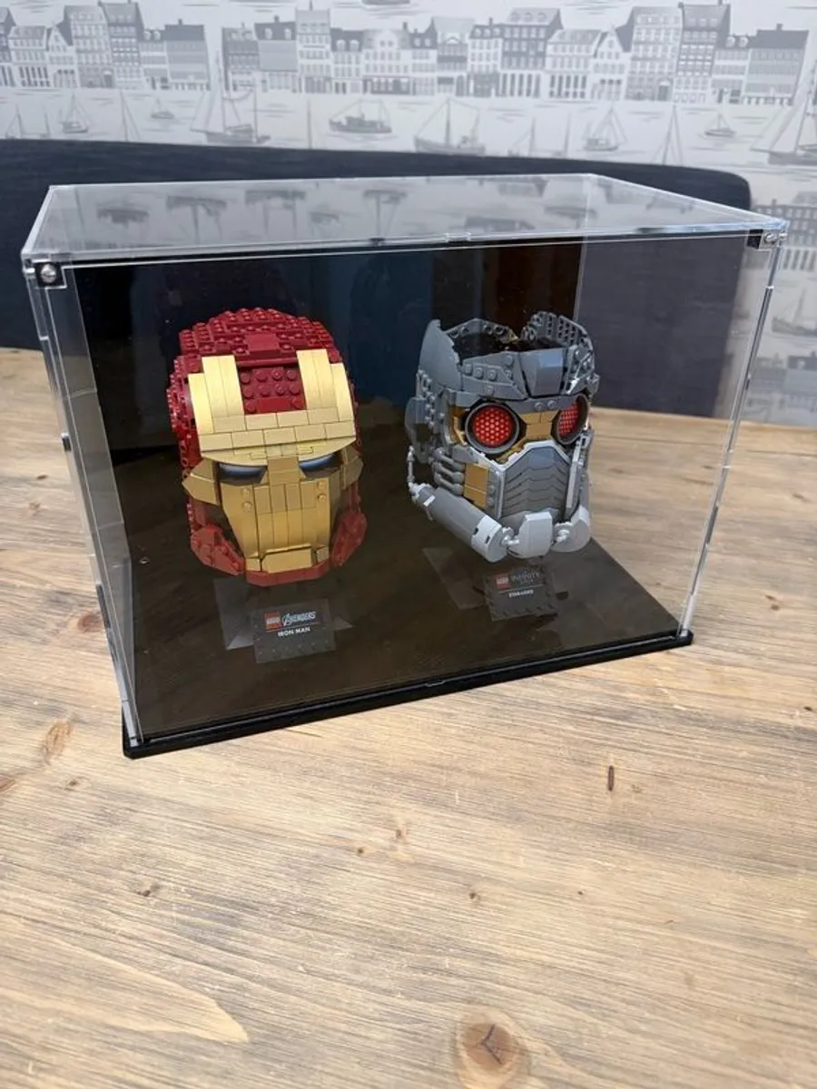 Lego Iron Man Helmet 76165 & Star-Lord Helmet 76251 - Image 1
