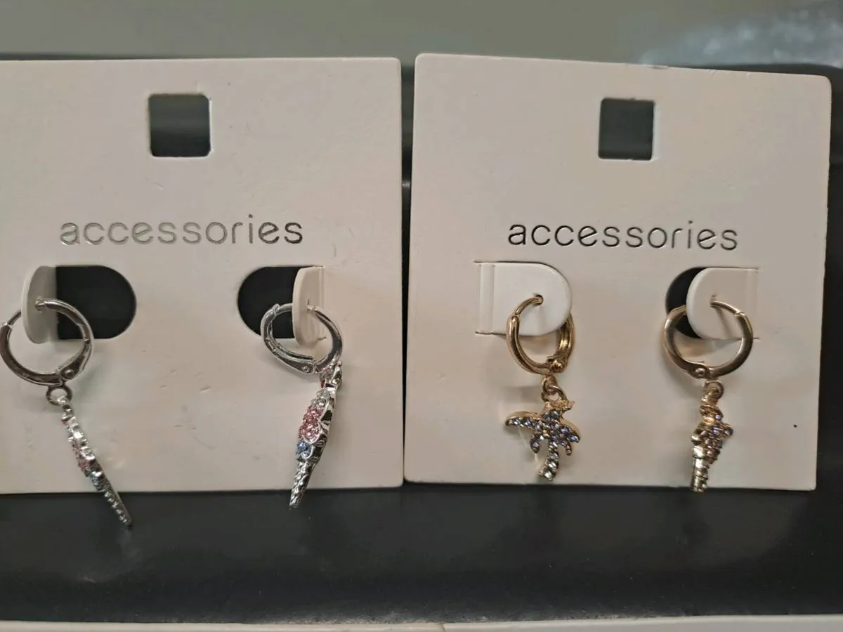Fun 10 Pairs Sparkly Statement Earrings Bundle - Image 3