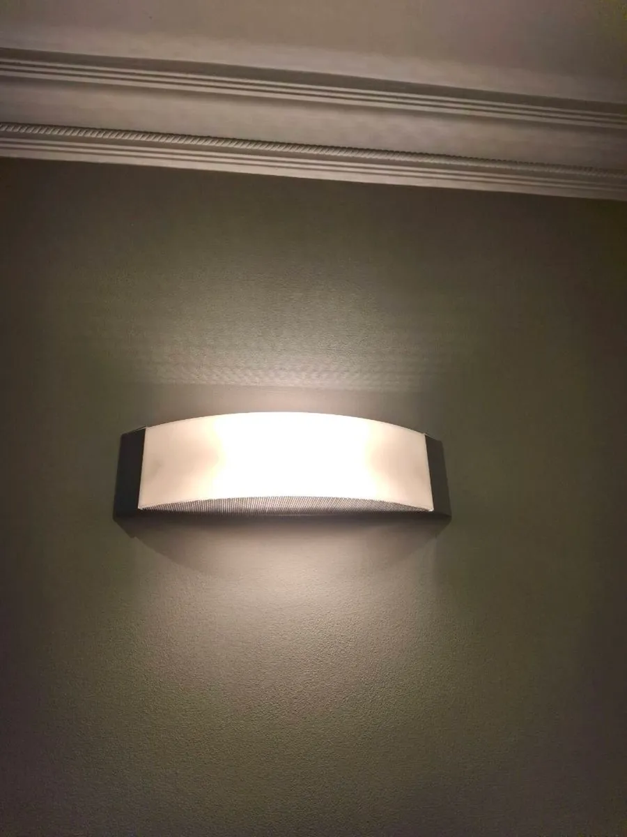 3 Beautiful Halogen Wall Lights  with bulbs - Image 2
