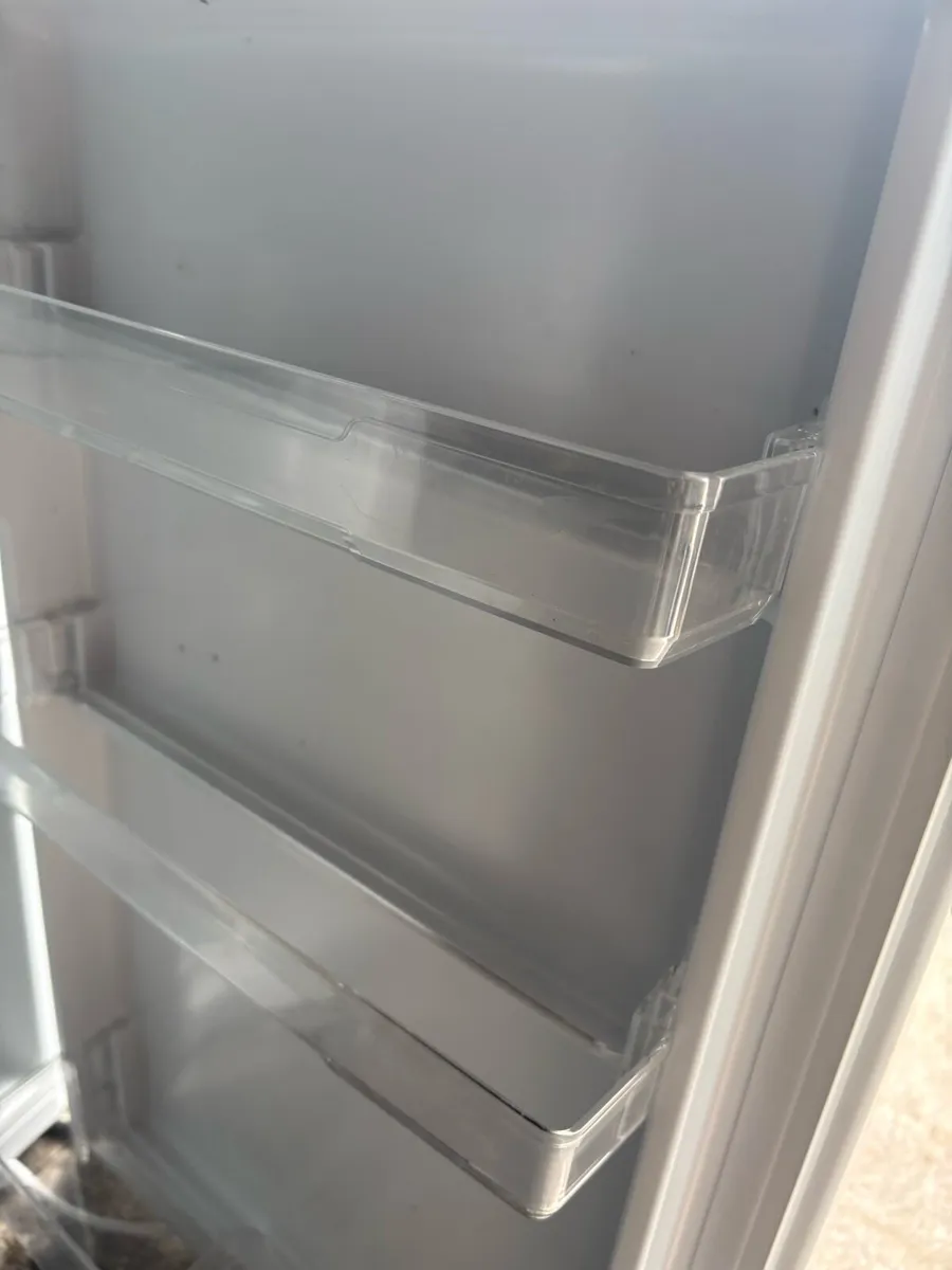 Fridge - Image 2