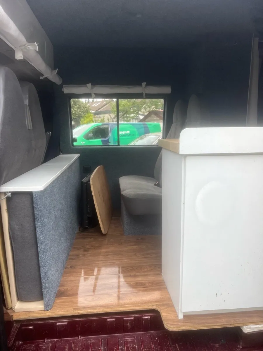 Camper van - Image 3