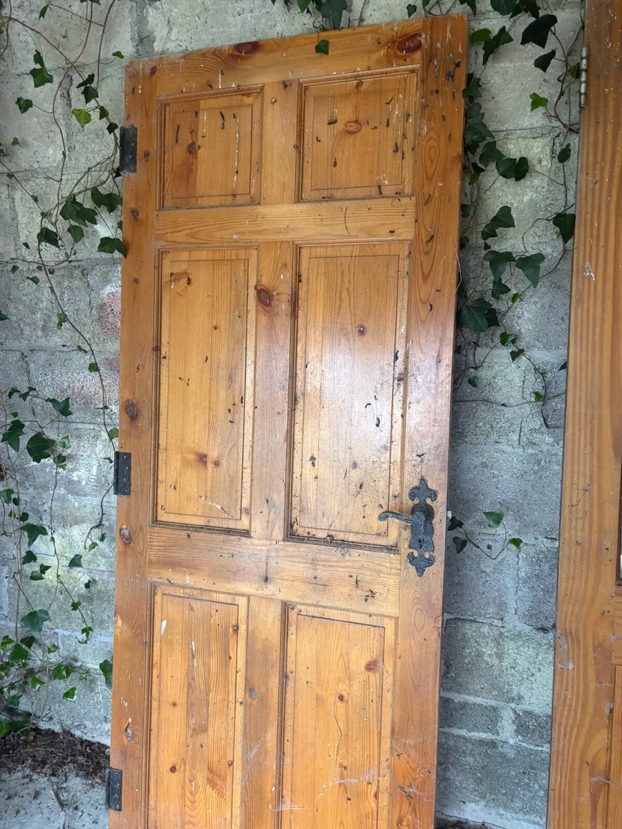 Wooden doors - Image 2