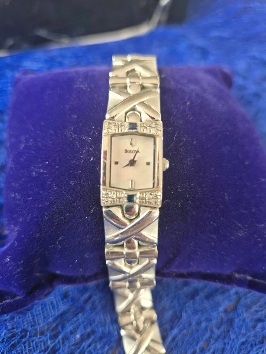 Bulova diamond and sapphire watch - Image 2