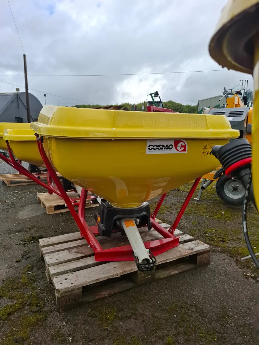 Fertiliser Spreaders - Image 2