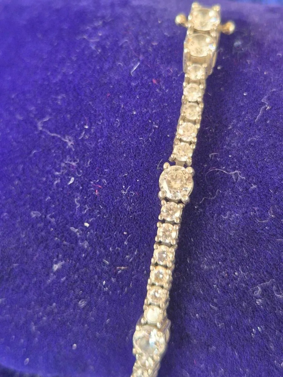 Silver tennis bracelet - Image 3