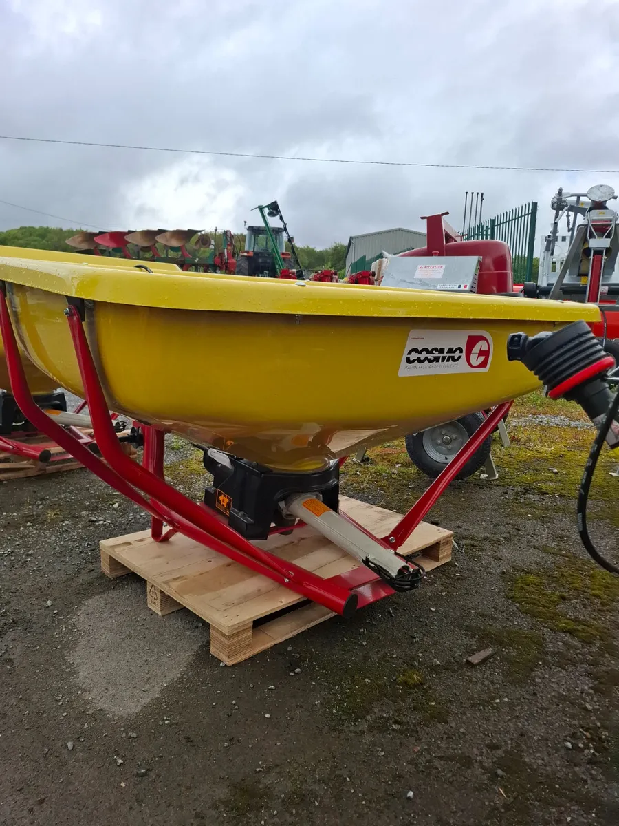 Fertiliser Spreaders - Image 3