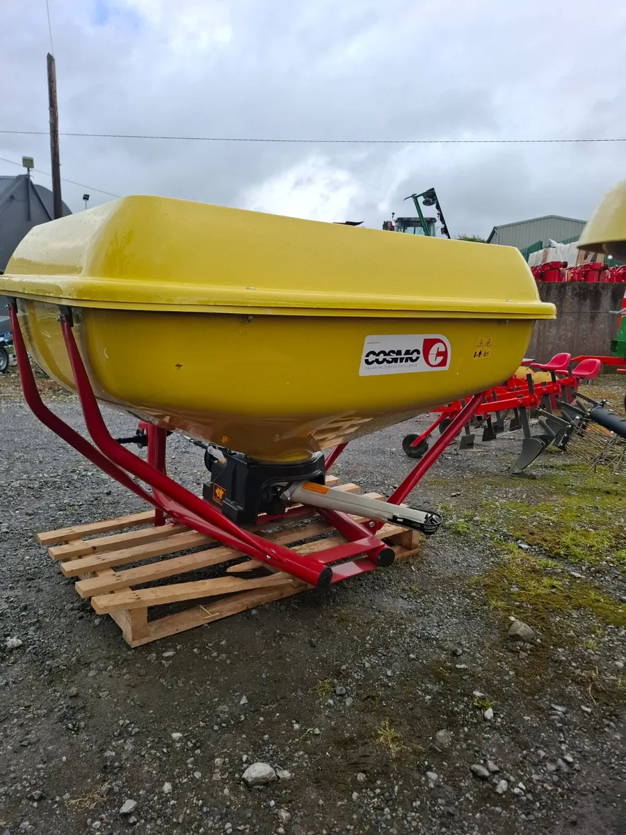 Fertiliser Spreaders - Image 4