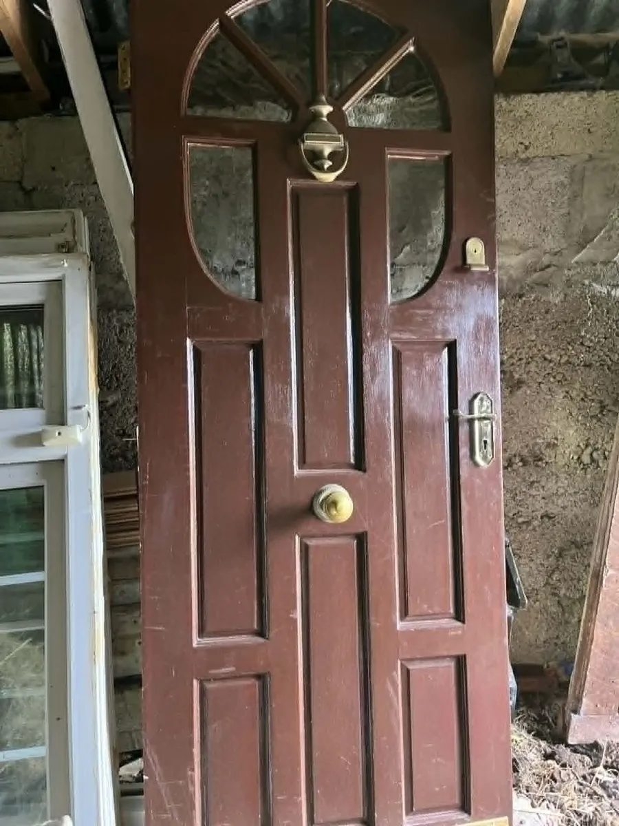 Solid wood front door and frame - Image 3