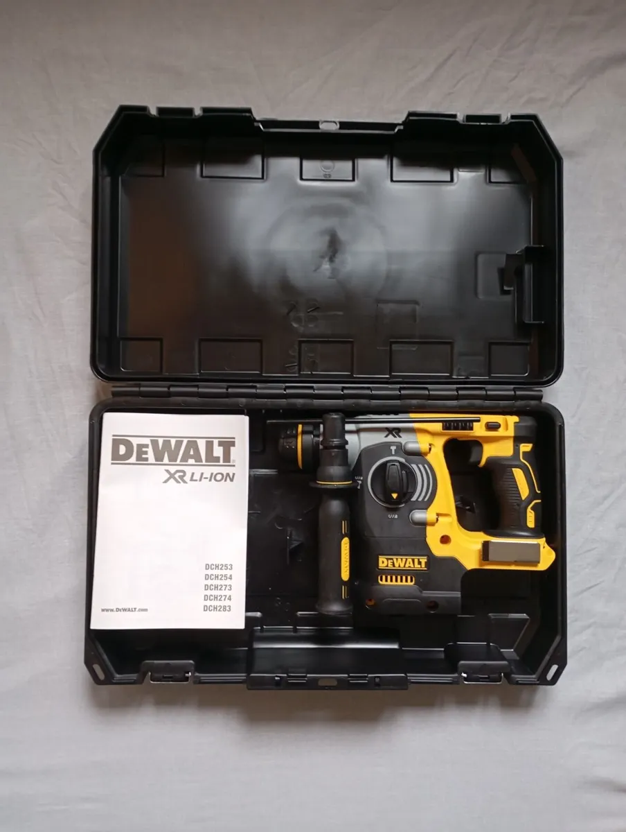 DeWalt dch273 SDS Drill (New) - Image 1
