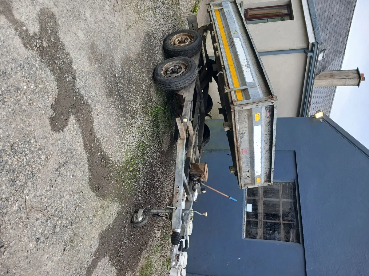Trailer - Image 2