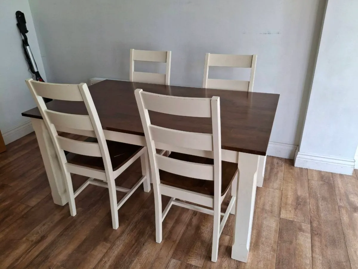 Dining table and 4 chairs