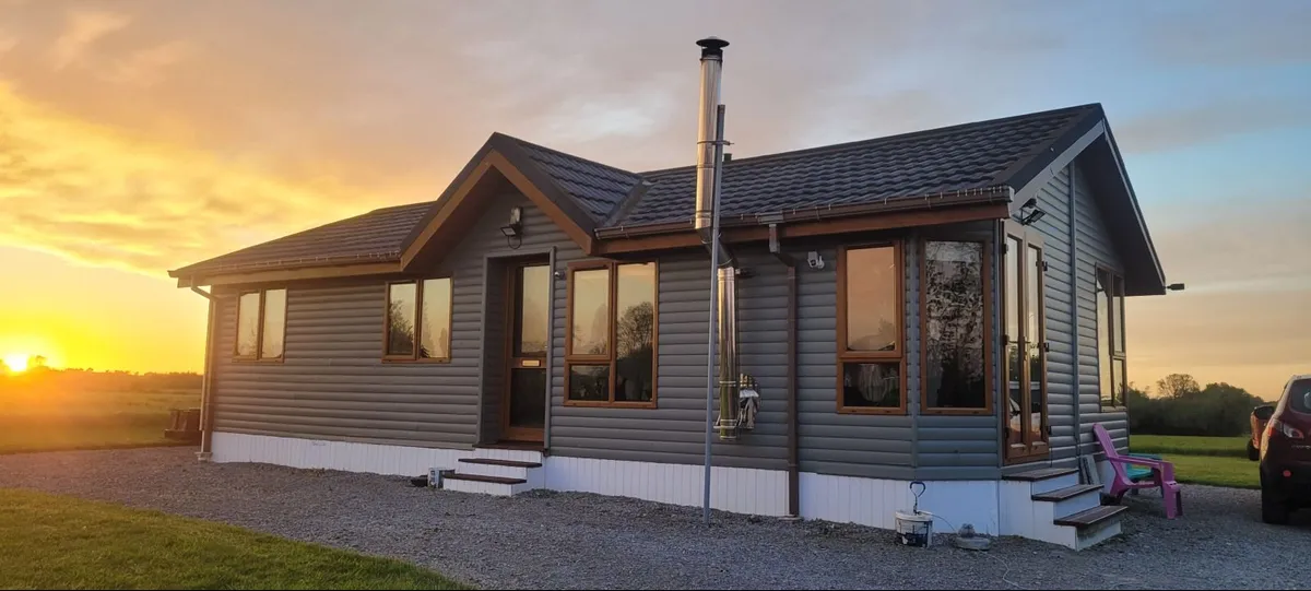 Modular Log Cabin - Image 1