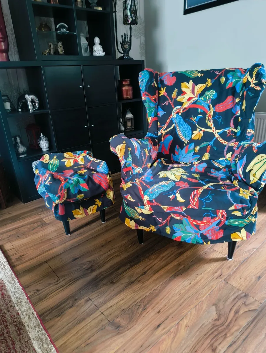 Armchair and footstool - Image 4