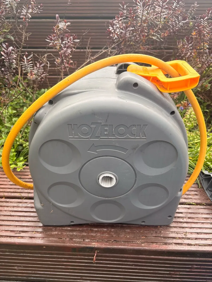Garden hose - Image 1