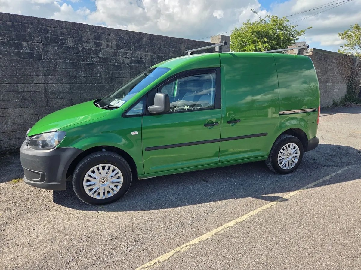 Volkswagen Caddy 2011 - Image 3