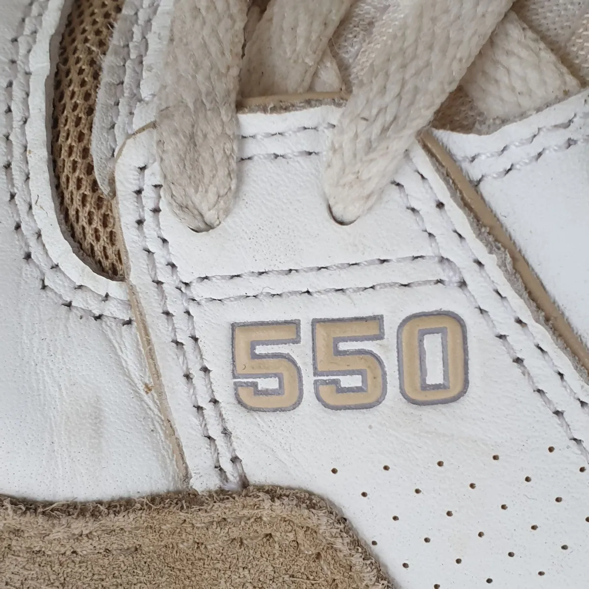 New Balance 550 leather Suede trainers size 9.5 - Image 3