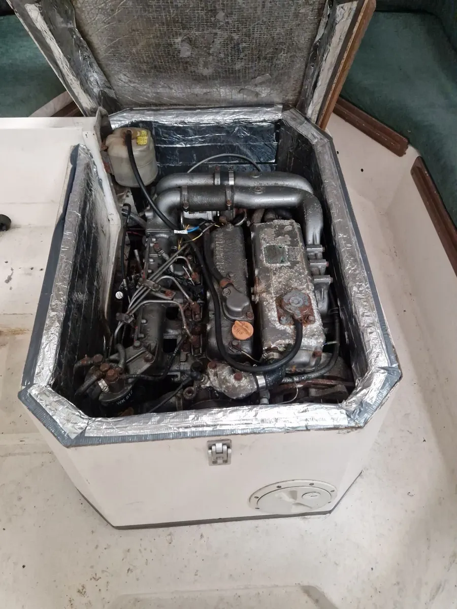 Power Boat - Image 2