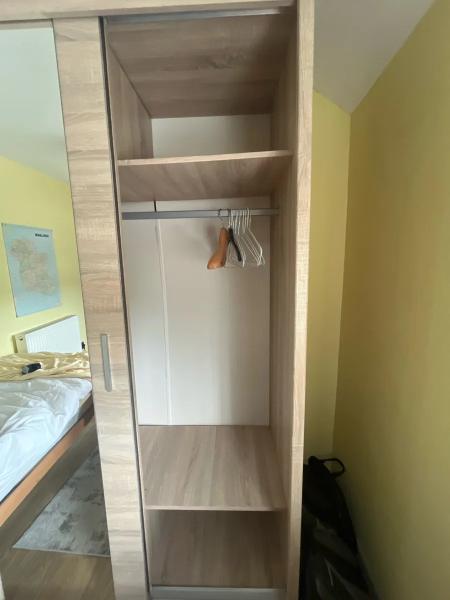Wardrobe - Image 3