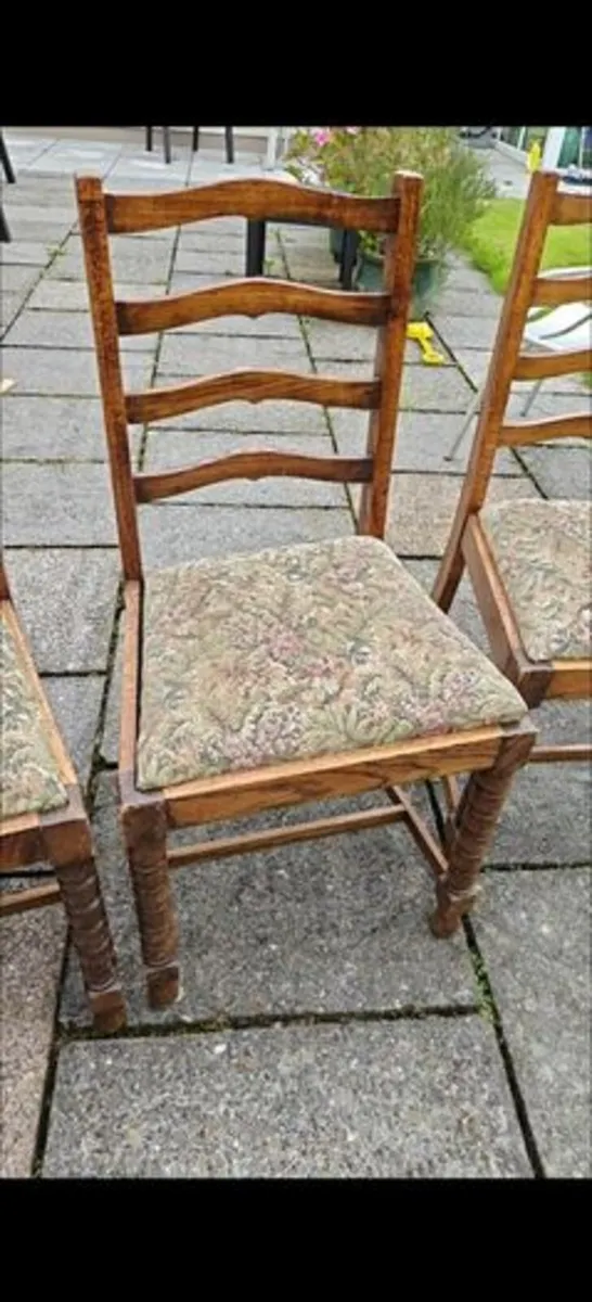 Four Vintage Ladder Back Oak chairs. - Image 3