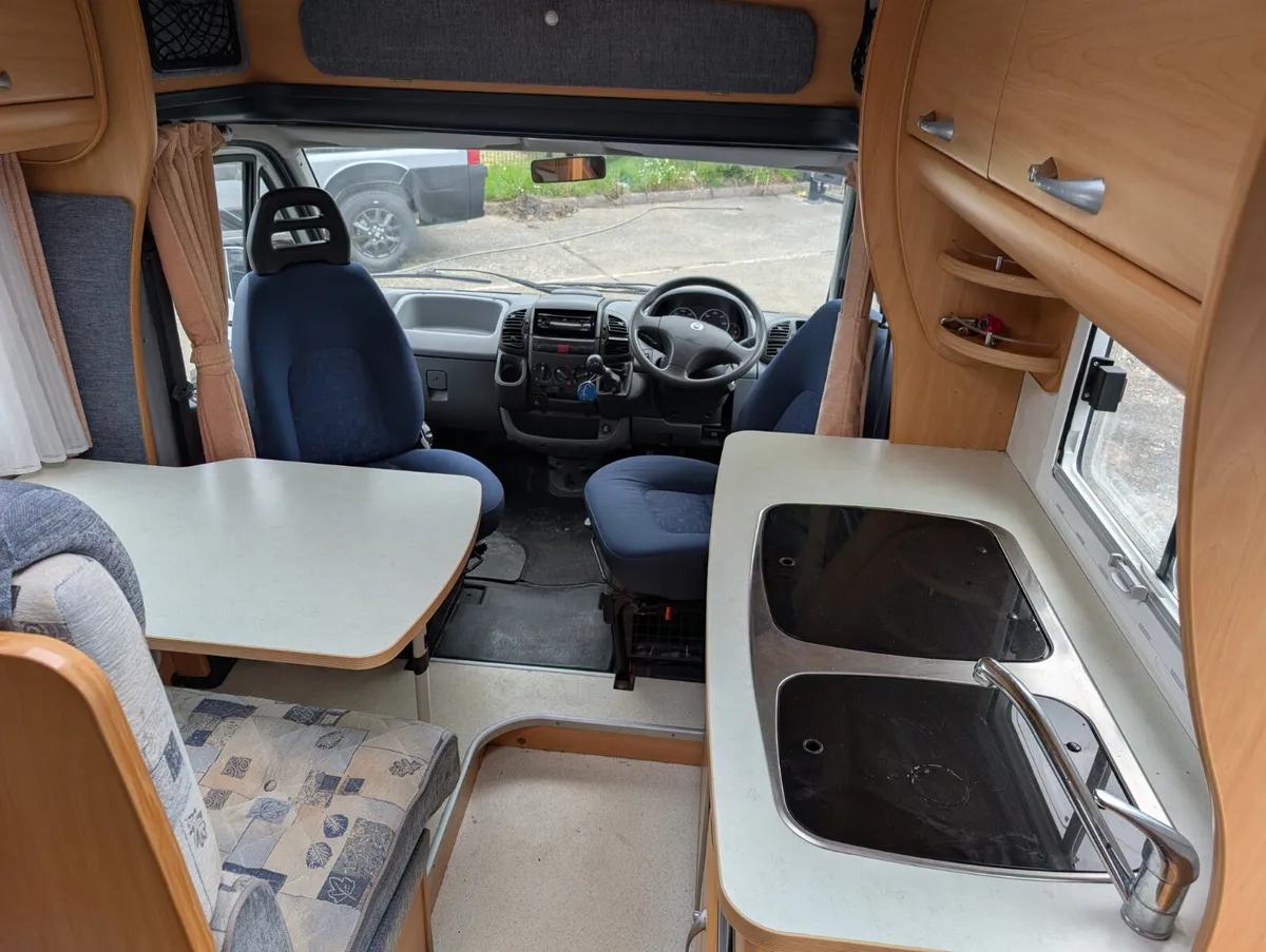 Bargain Fixed Bed Motorhome - Image 3