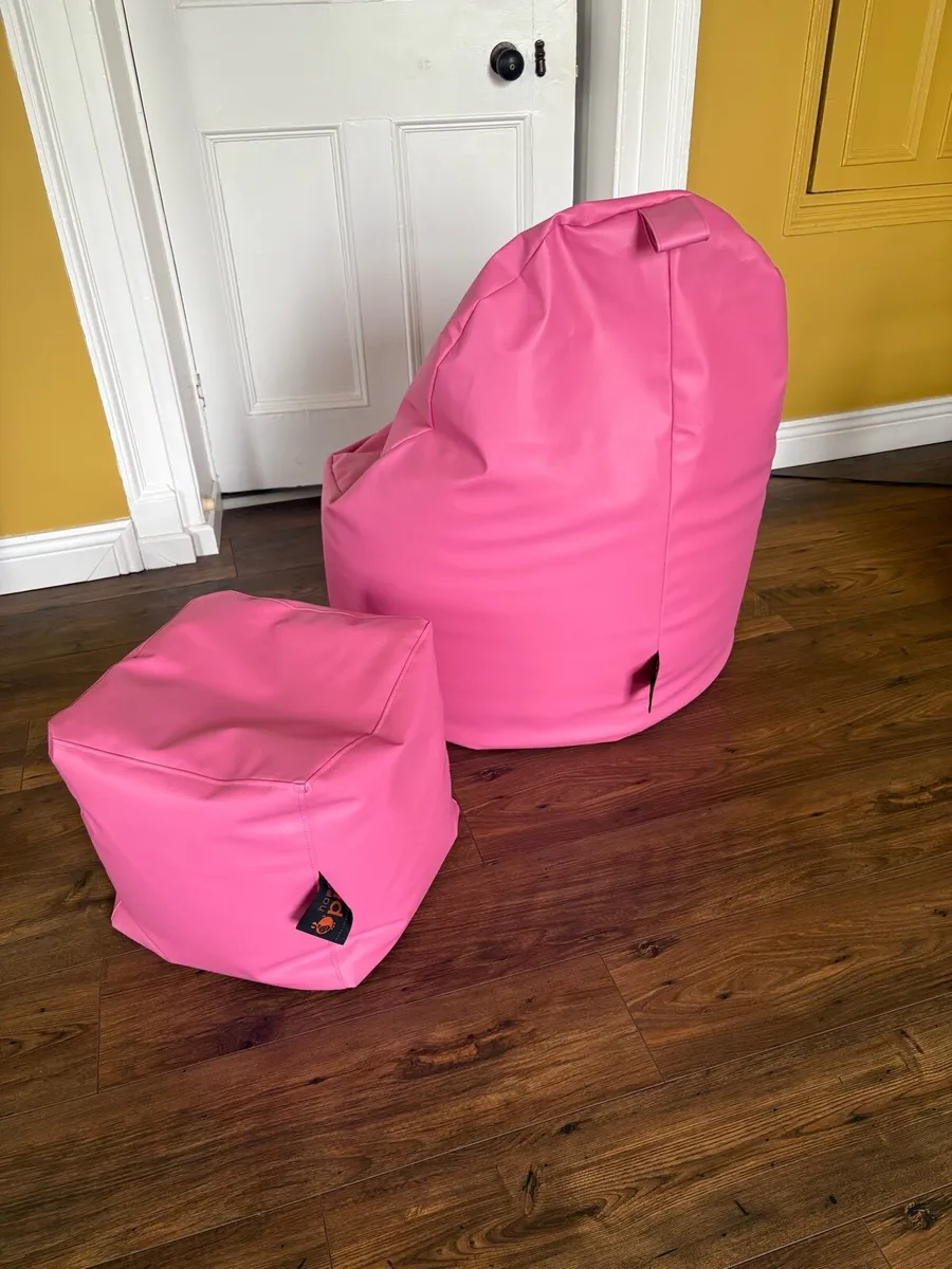 Happy Pig Bantu Bean Bag & Cube Footstool - Image 2