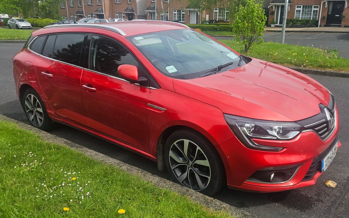 Renault Megane 1.5 dCi 110 DYNAMIQUE NAV - Image 2