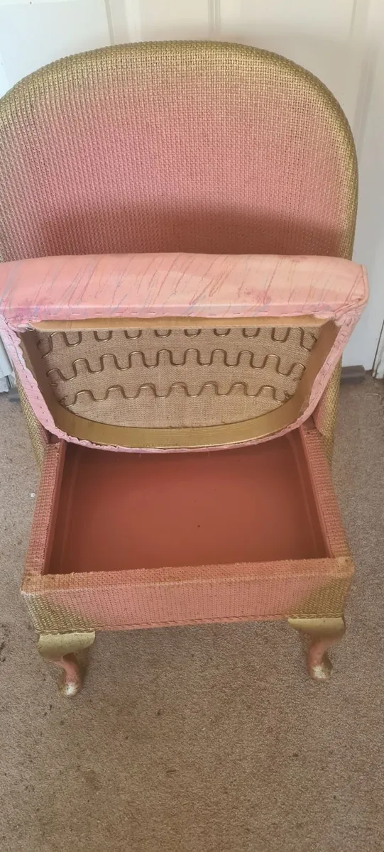 Soft Pink colored chair - Image 2