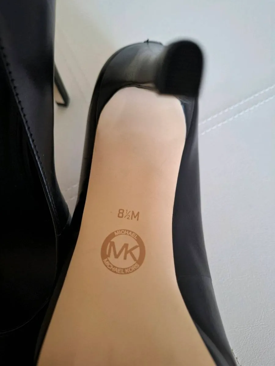MICHAEL KORS LADIES SHOES - Image 3