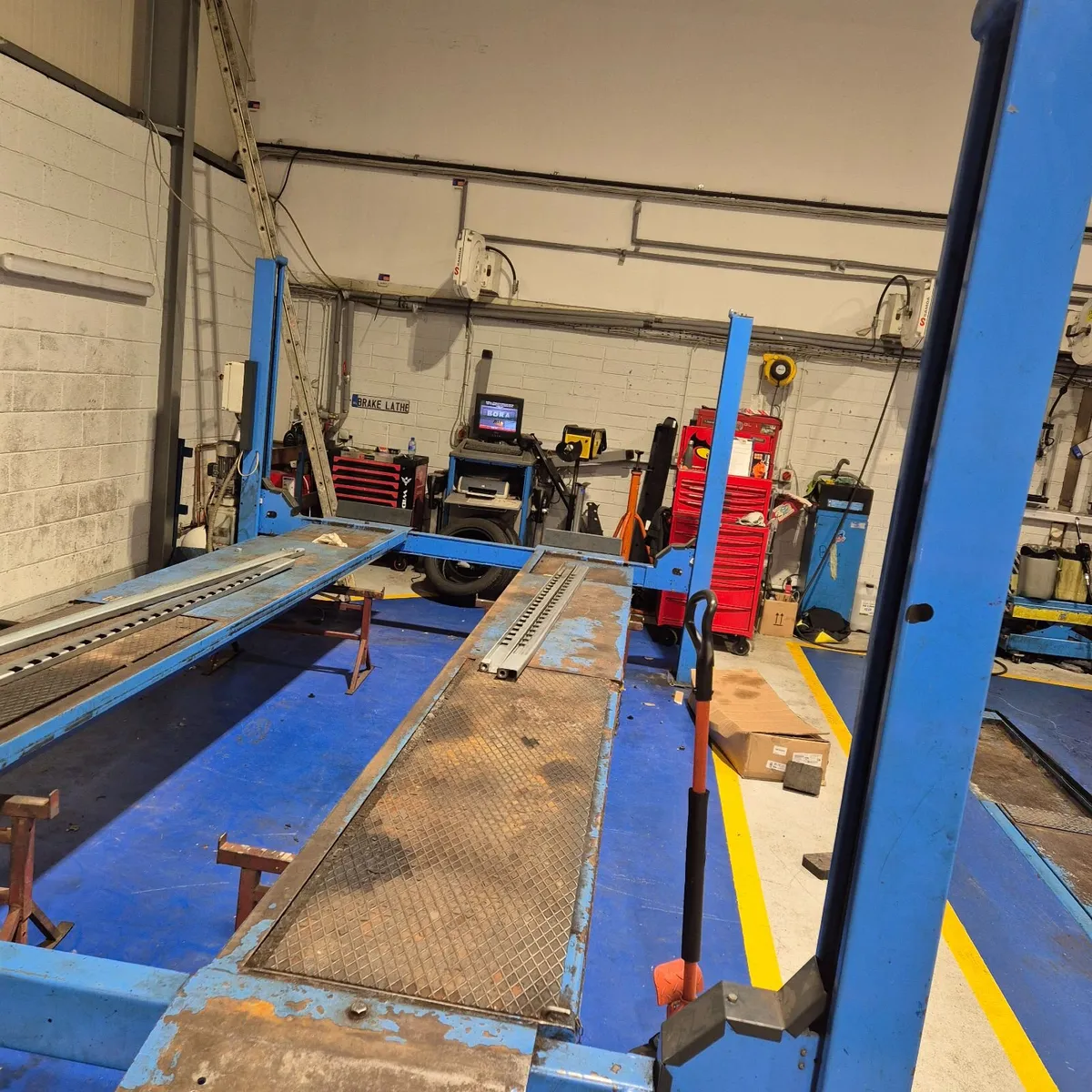 Car/van lift - Image 1