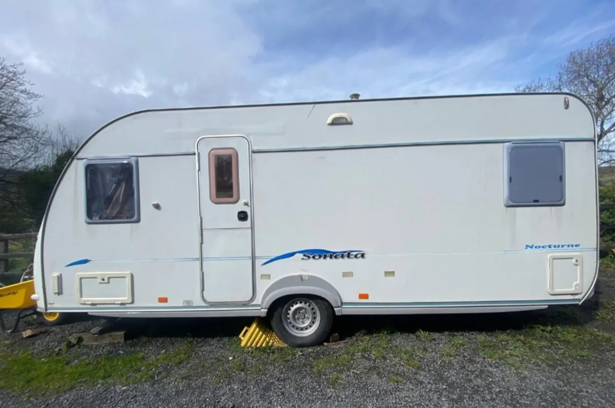 Caravan - Image 1