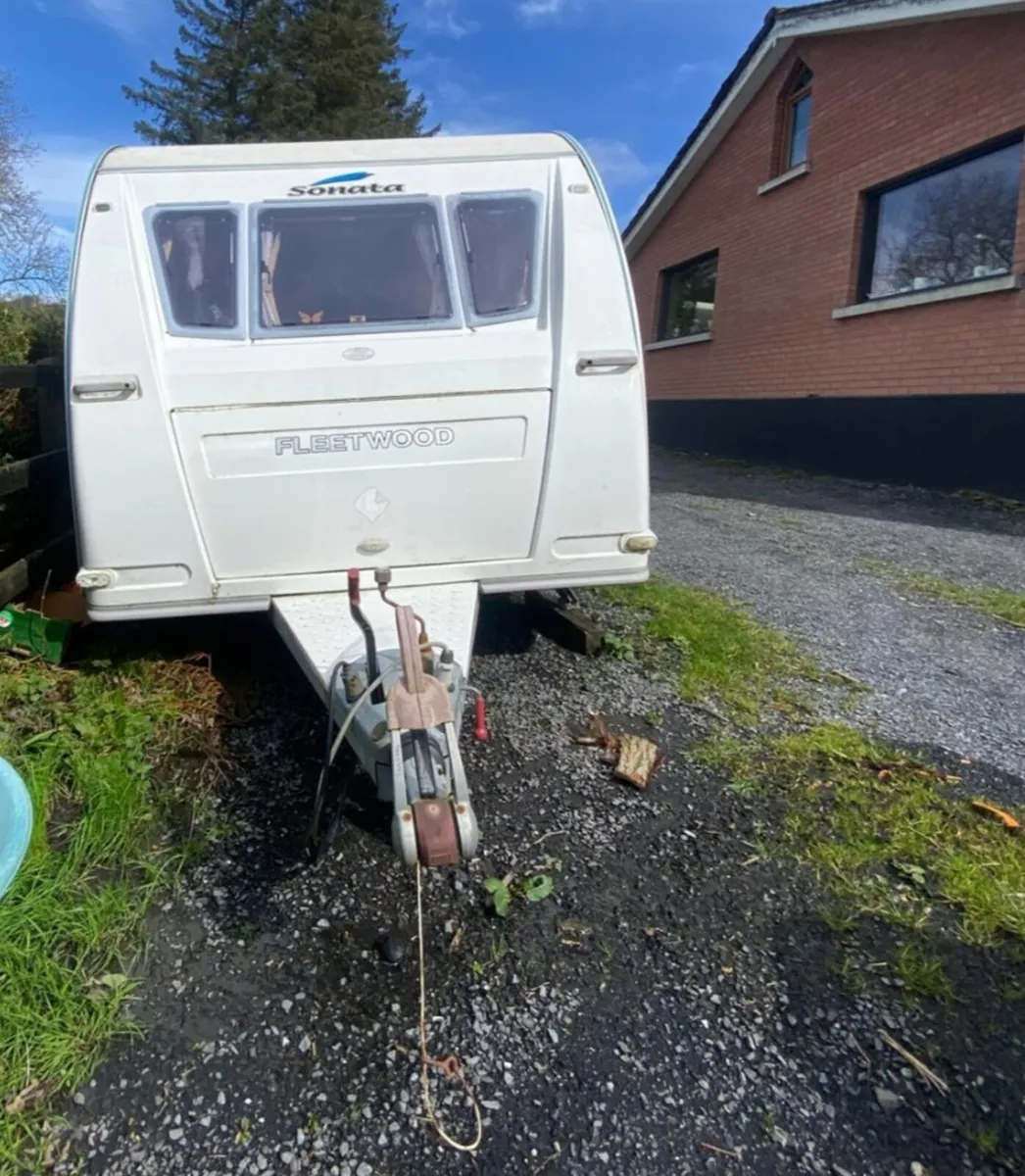 Caravan - Image 2