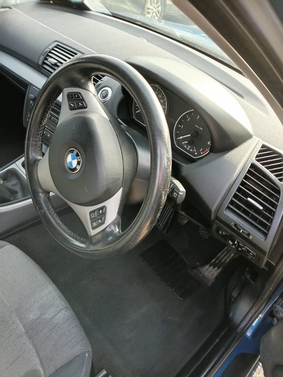 BMW 116i (2005) - Image 2