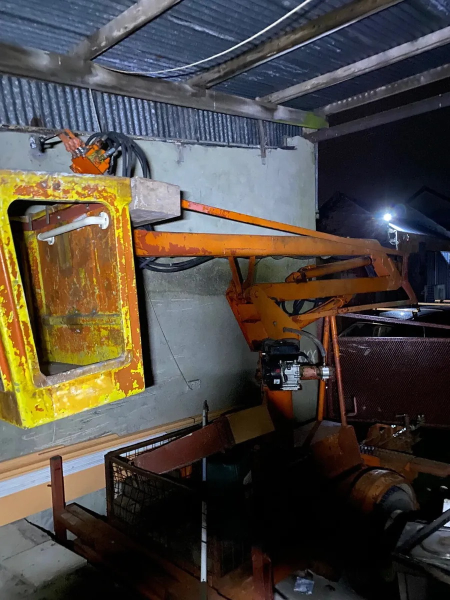 Mechanical hoist - Image 2