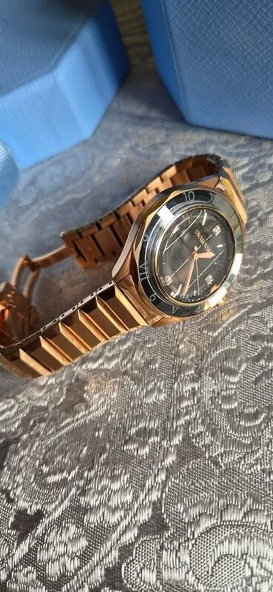 Swarovski Dextera 3-hand watch - Maynooth - Image 1