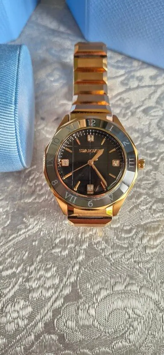 Swarovski Dextera 3-hand watch - Maynooth - Image 4