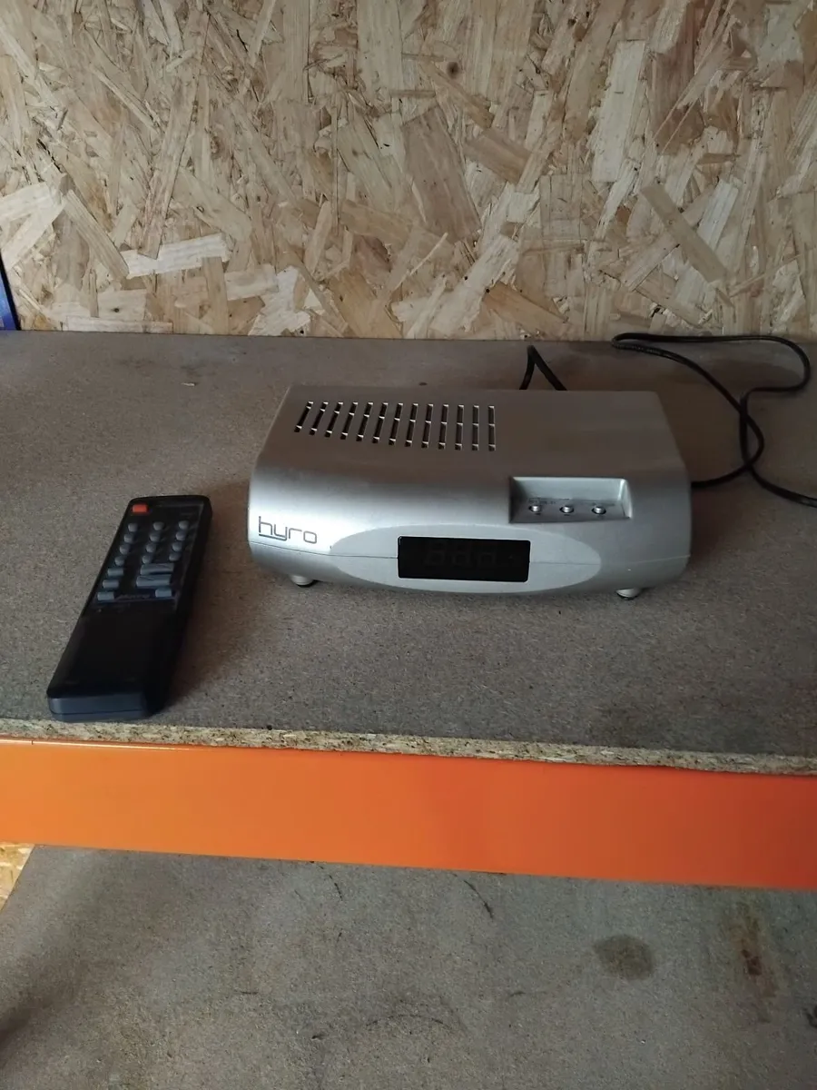 satellite positioner Hyro