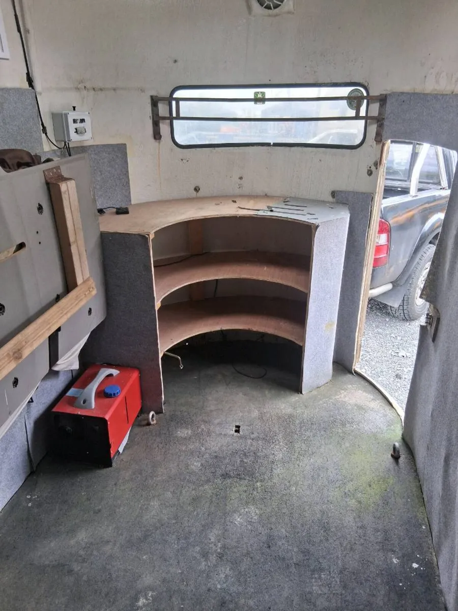 Bike trailer/camper - Image 3