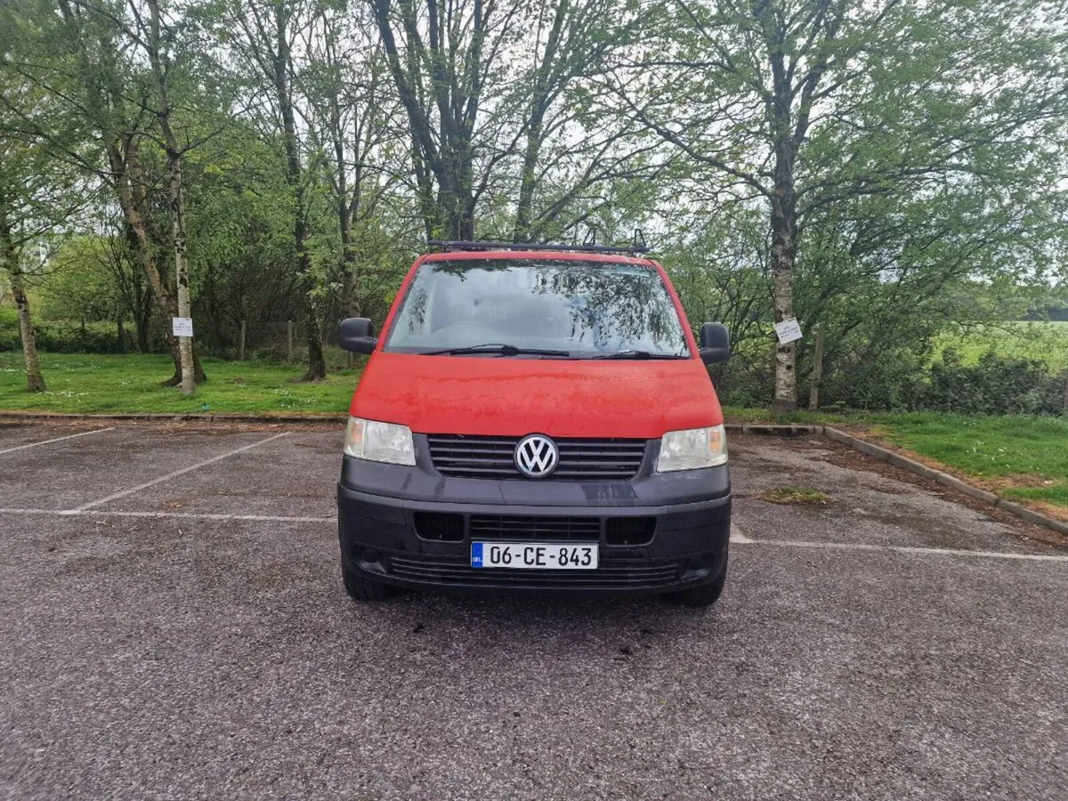 2006 Volkswagen transporter t5 lwb kombi - Image 2