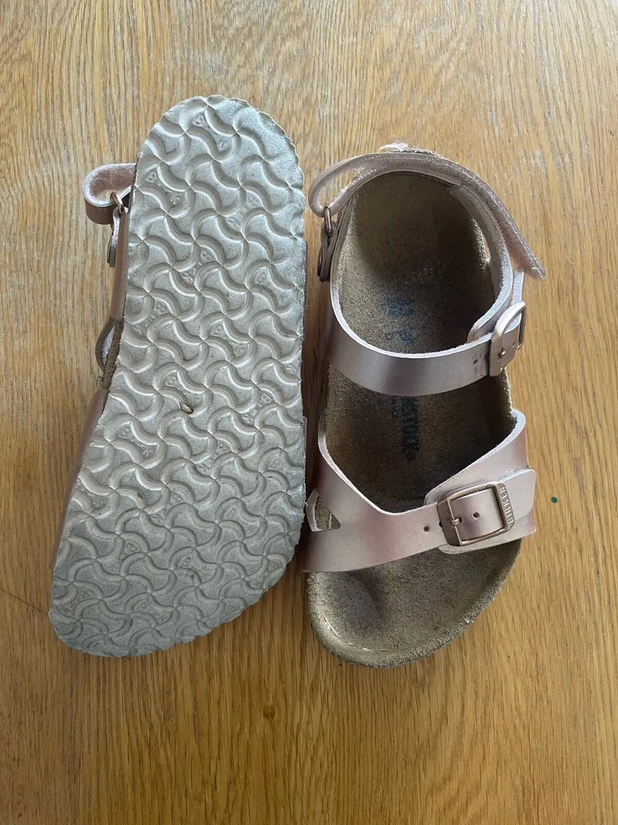Sandels - Image 3