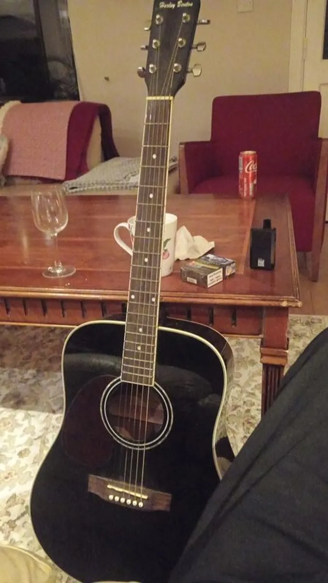 left hand harley benton black acoustic. Full size. Perfect for beginner or advanced