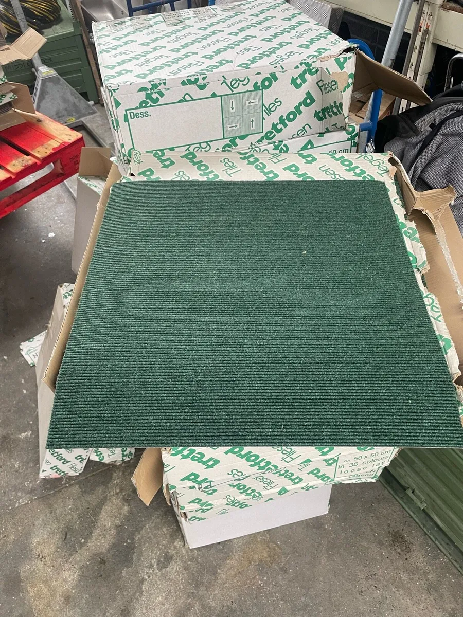 Carpet tiles - Image 1