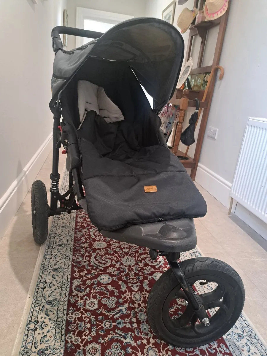 Out and about single buggy - Image 3