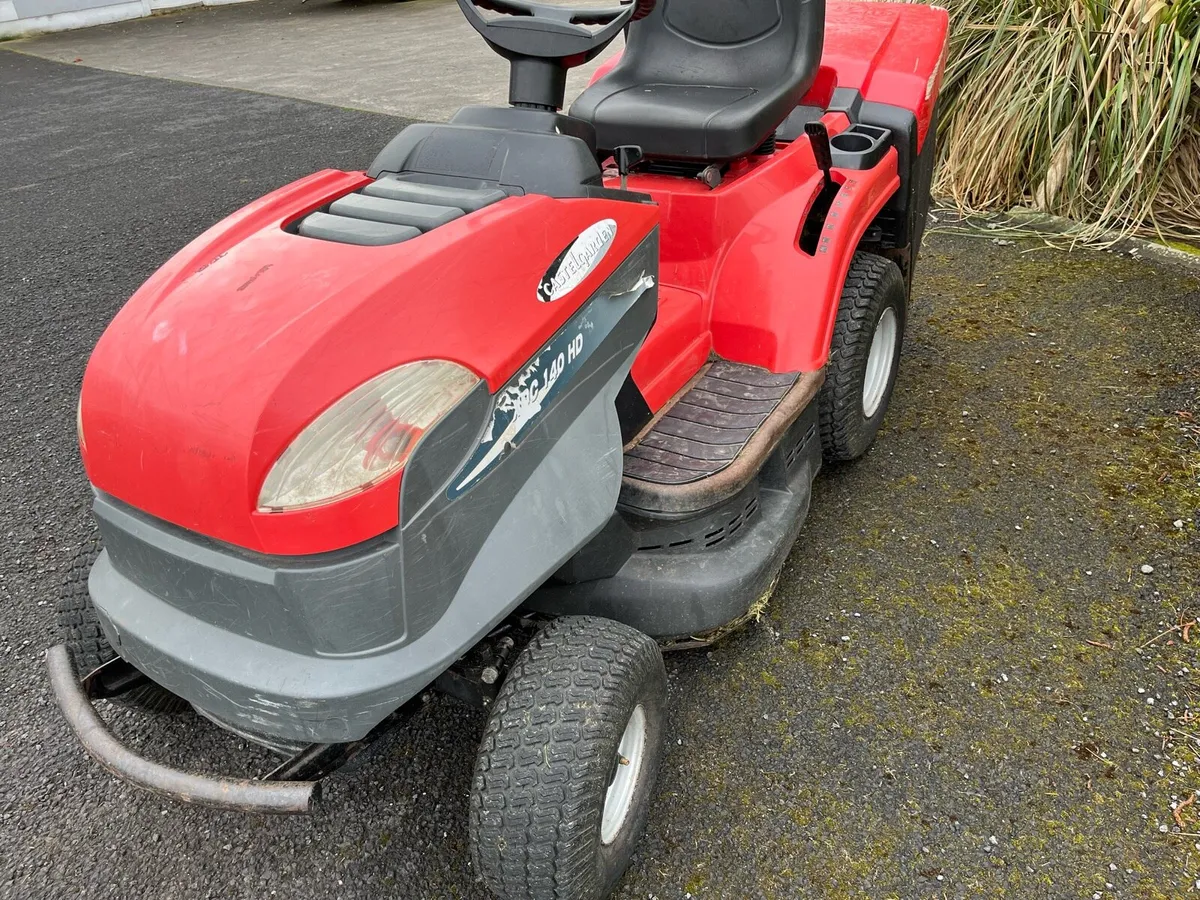 Castlegarden hydro electric clutch ride on lawn - Image 3
