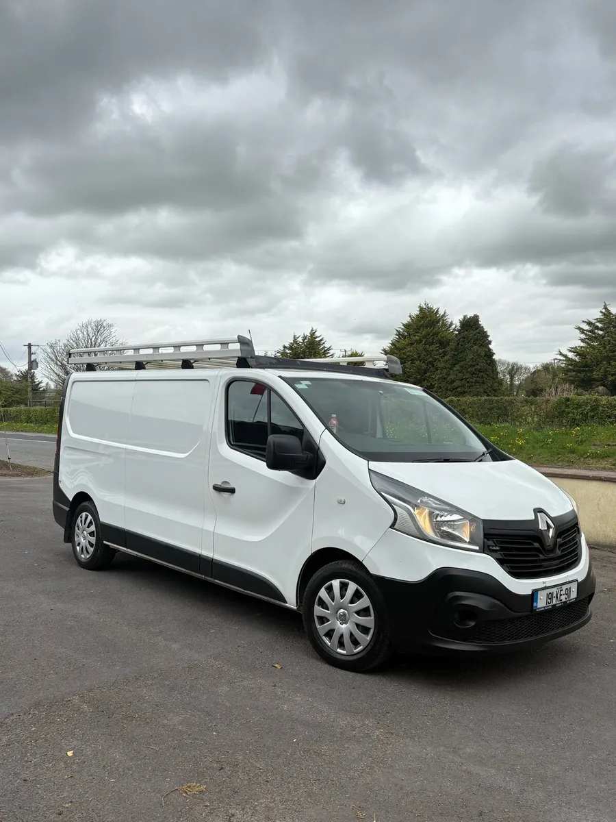 2019 Renault Traffic LWB Doe4/27 tax 8/26 - Image 1