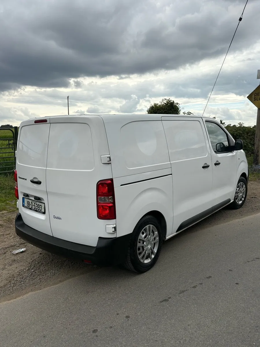 2019 Citroen dispatch Doe 1/27 tax 11/26 mint - Image 4