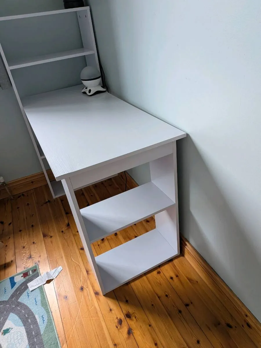 Desk - Image 2