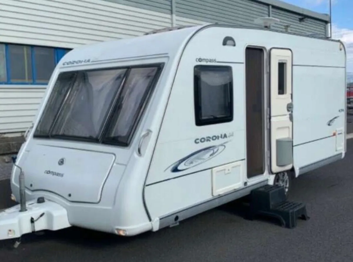 2010 FIXED BED 4 BERTH COMPASS - Image 1