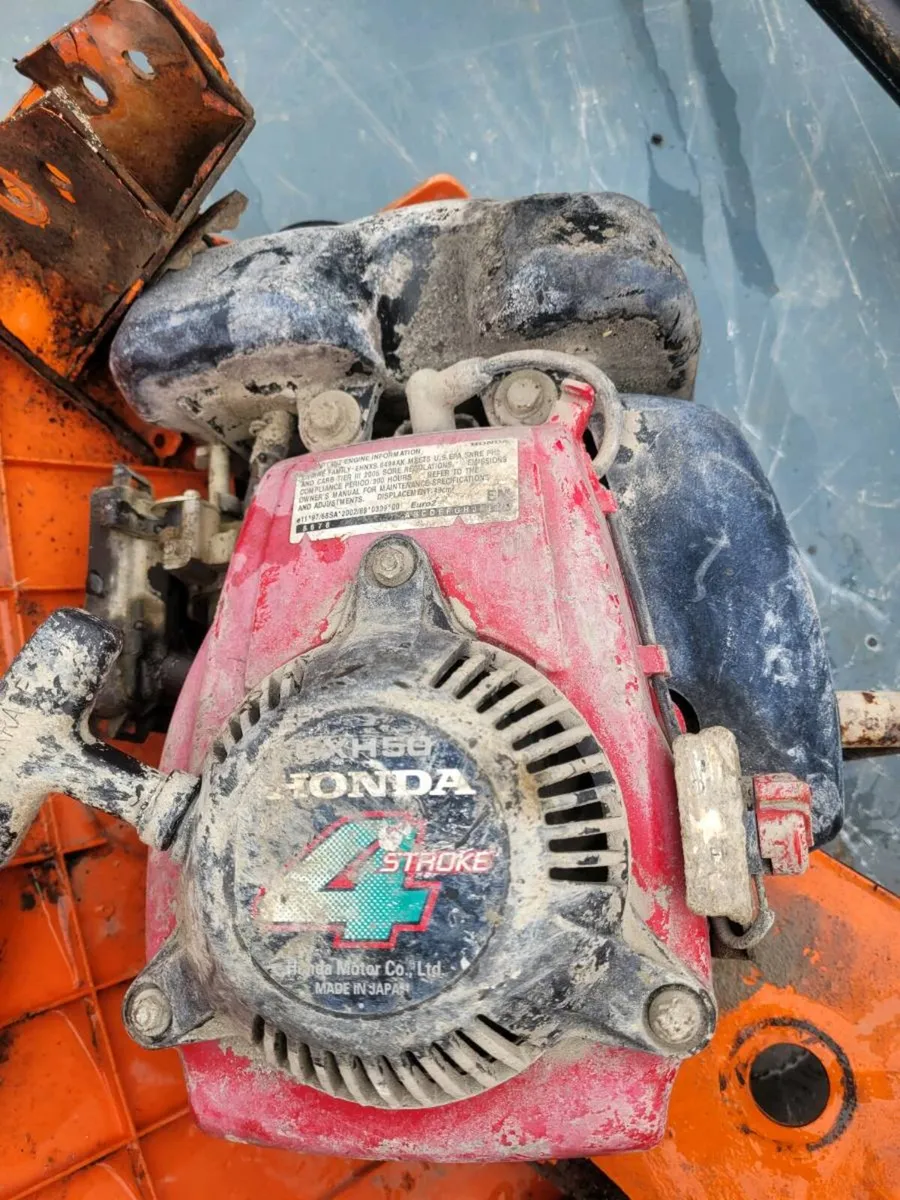Honda cement mixer engine