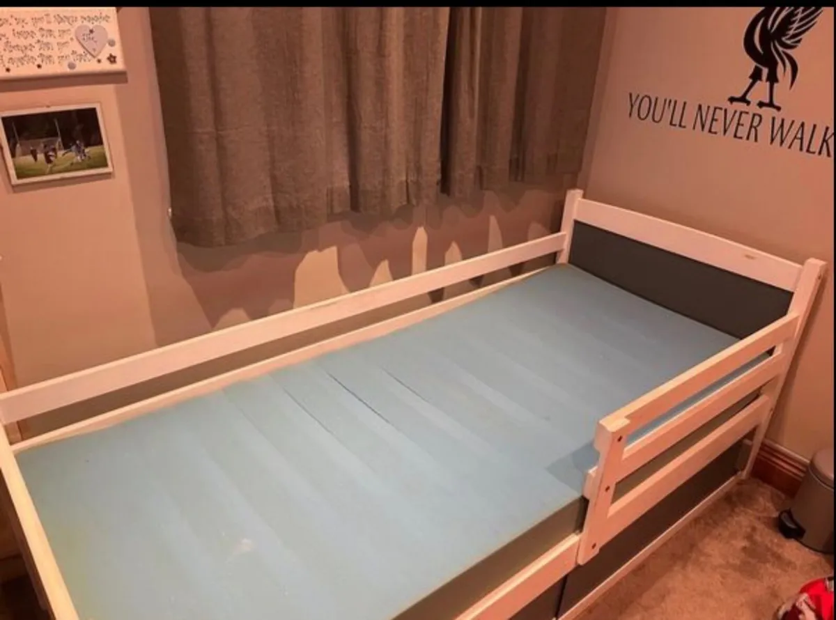 Kids bed - Image 3