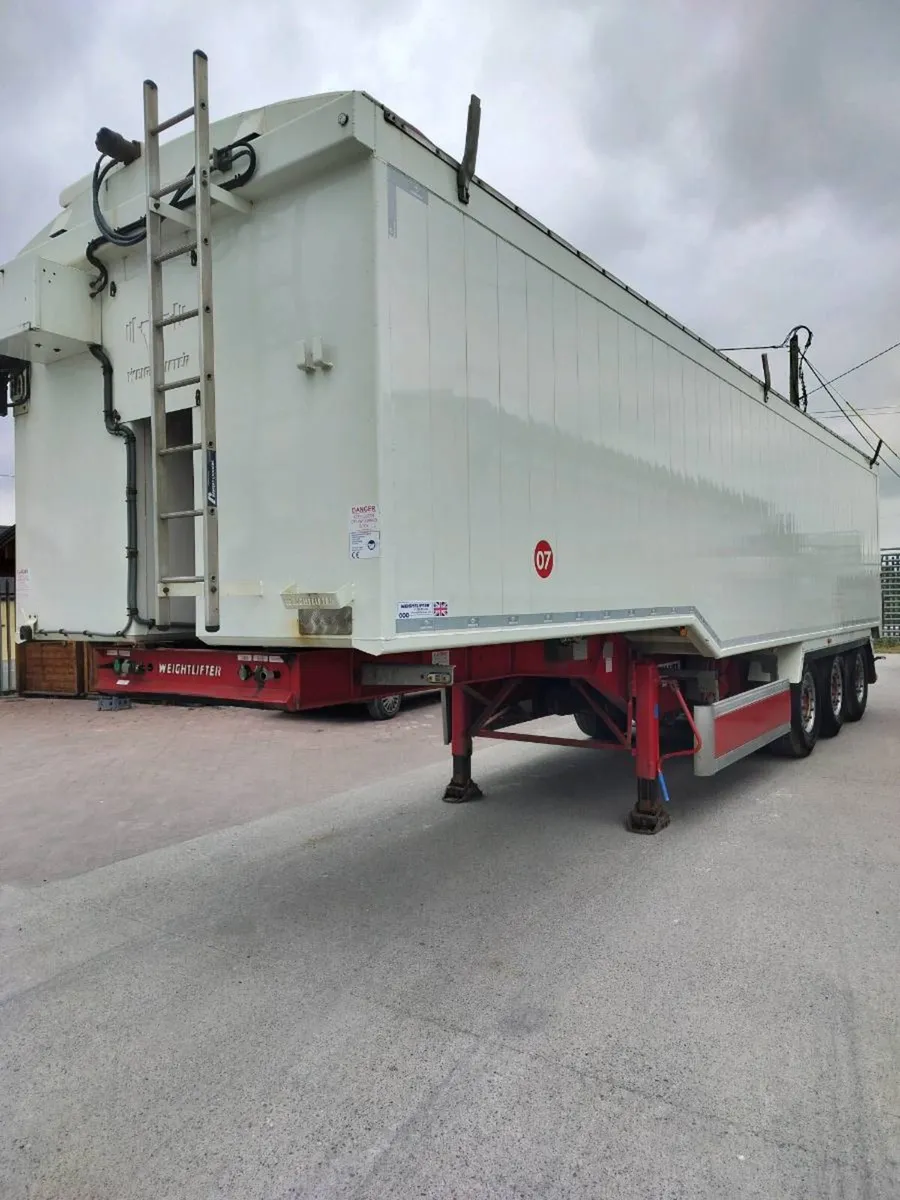2022 Weightlifter Tipping Trailer - Image 2